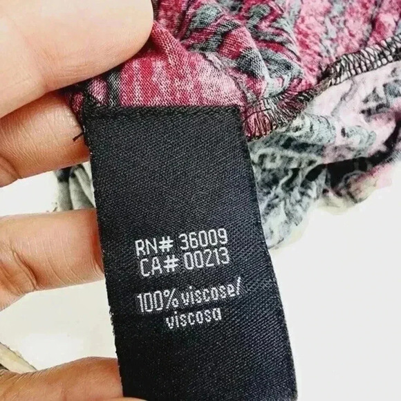 NWT Calvin Klein Jeans Aztec Women's Camisole Size L - Picture 6 of 8